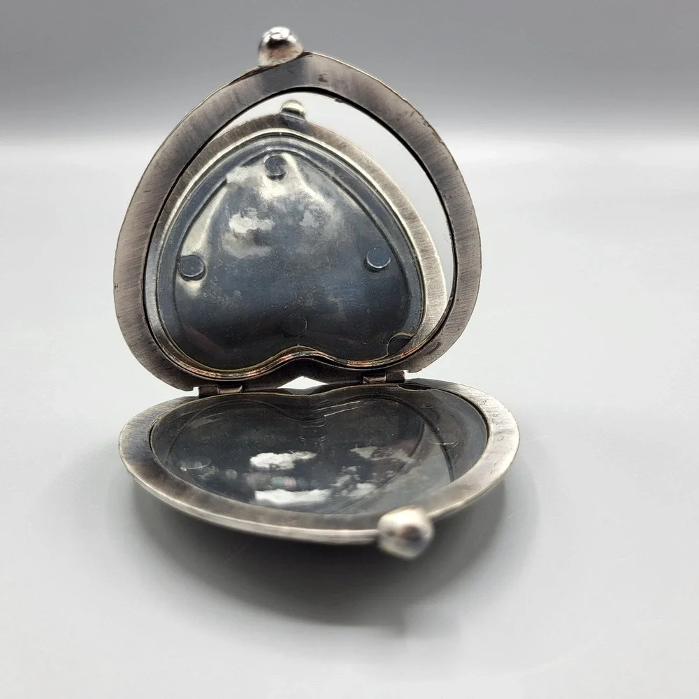 Vintage Compact Mirror Womens Heart Rose Embossed Basketweave Silver Tone